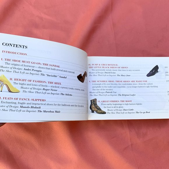 Book on Shoes by Linda O'Keeffe 500 pages History - Picture 6 of 8